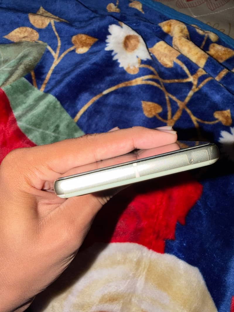 Google Pixel 7 3