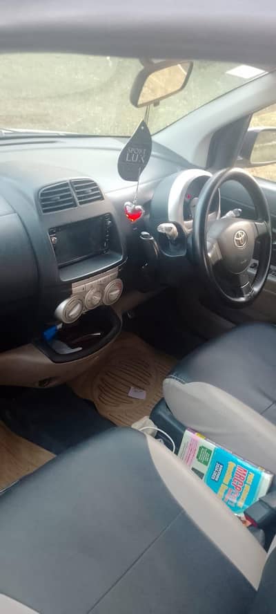 Toyota Passo 2005