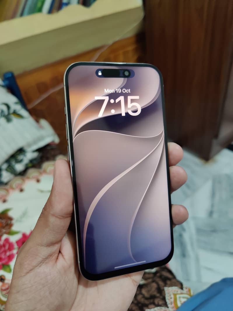 iPhone 15 Pro 1
