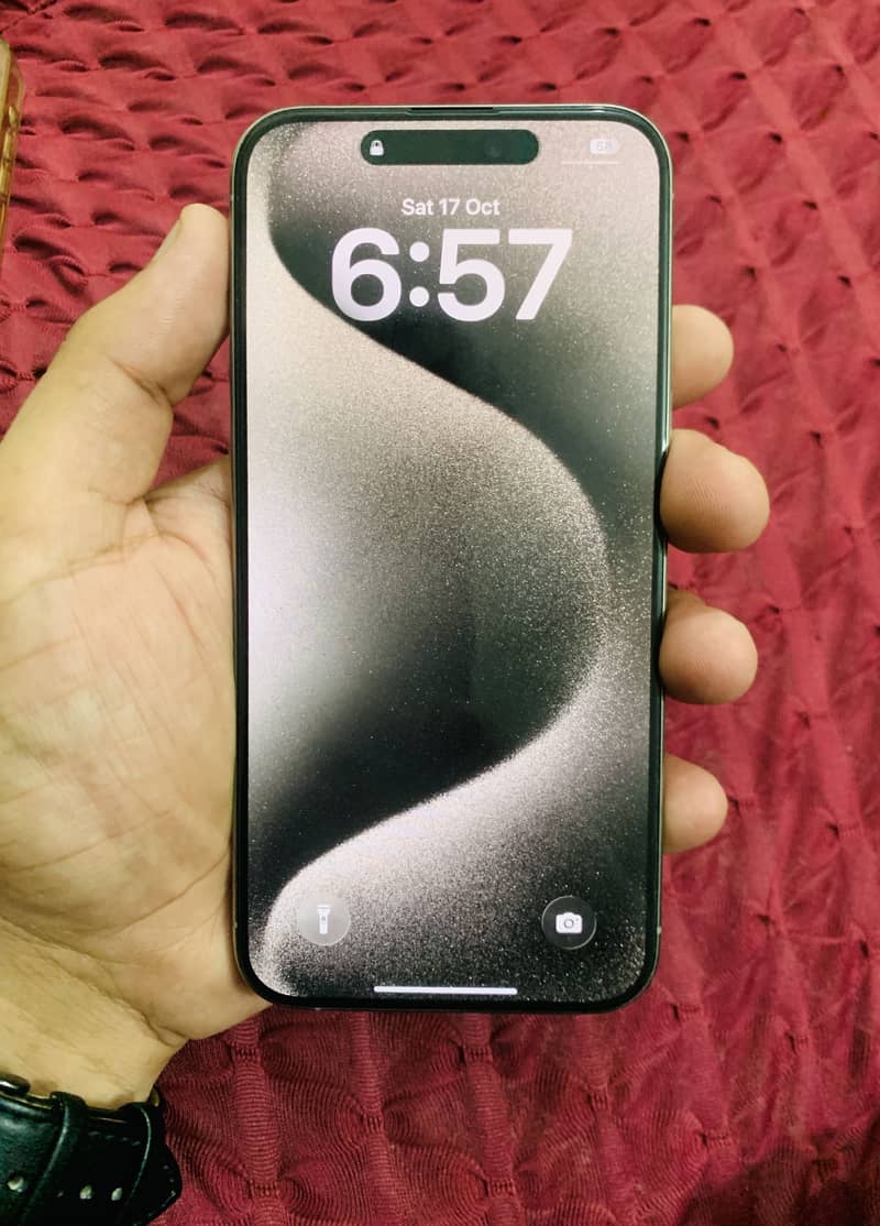 Iphone 15 PRO MAX 3