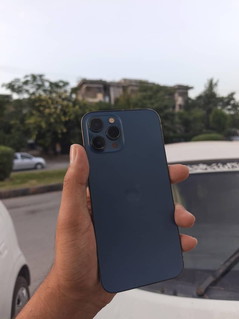 Apple iPhone 12 Pro Max 0
