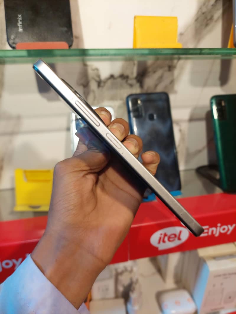Xiaomi POCO C75 3