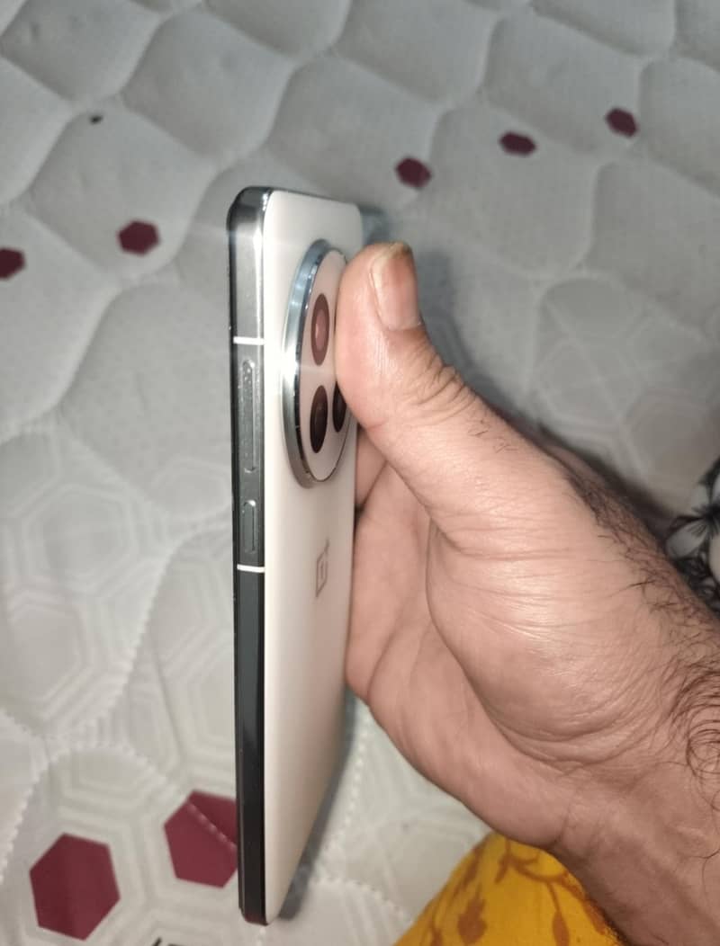 One Plus 13 3