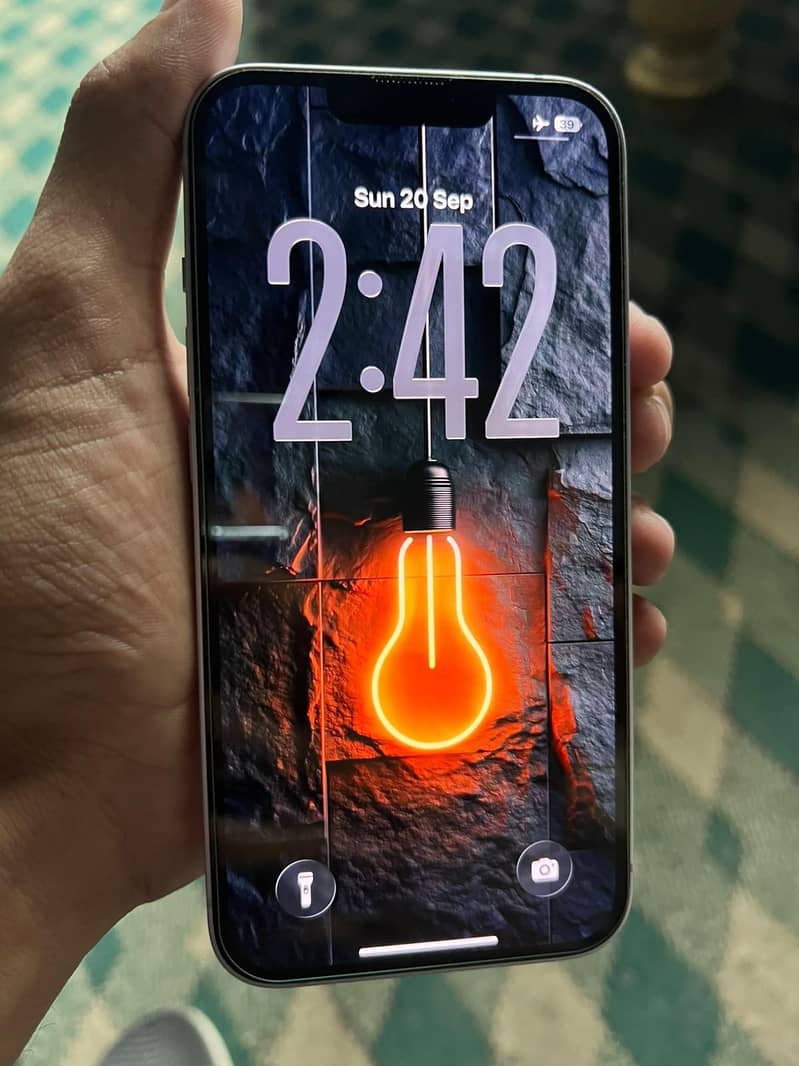 Apple iPhone 14 6