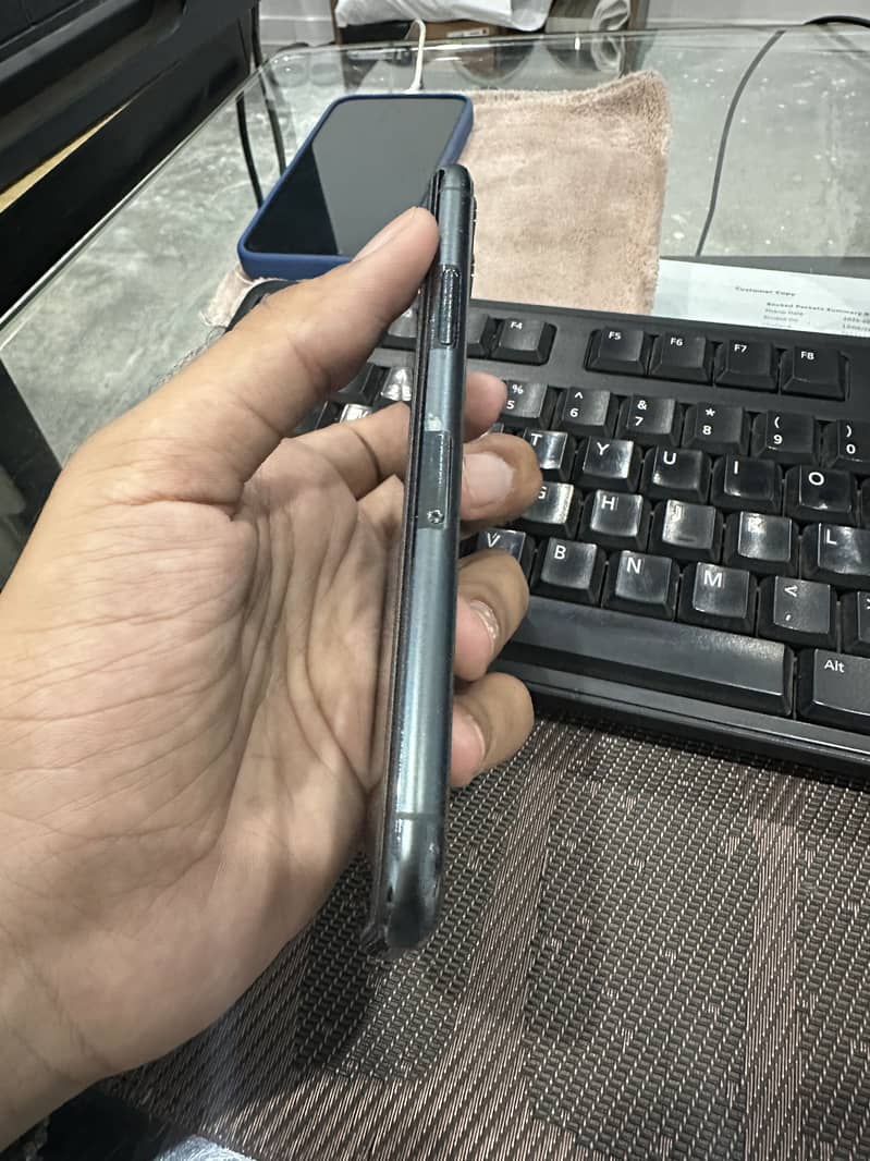Apple iPhone 11 Pro 1