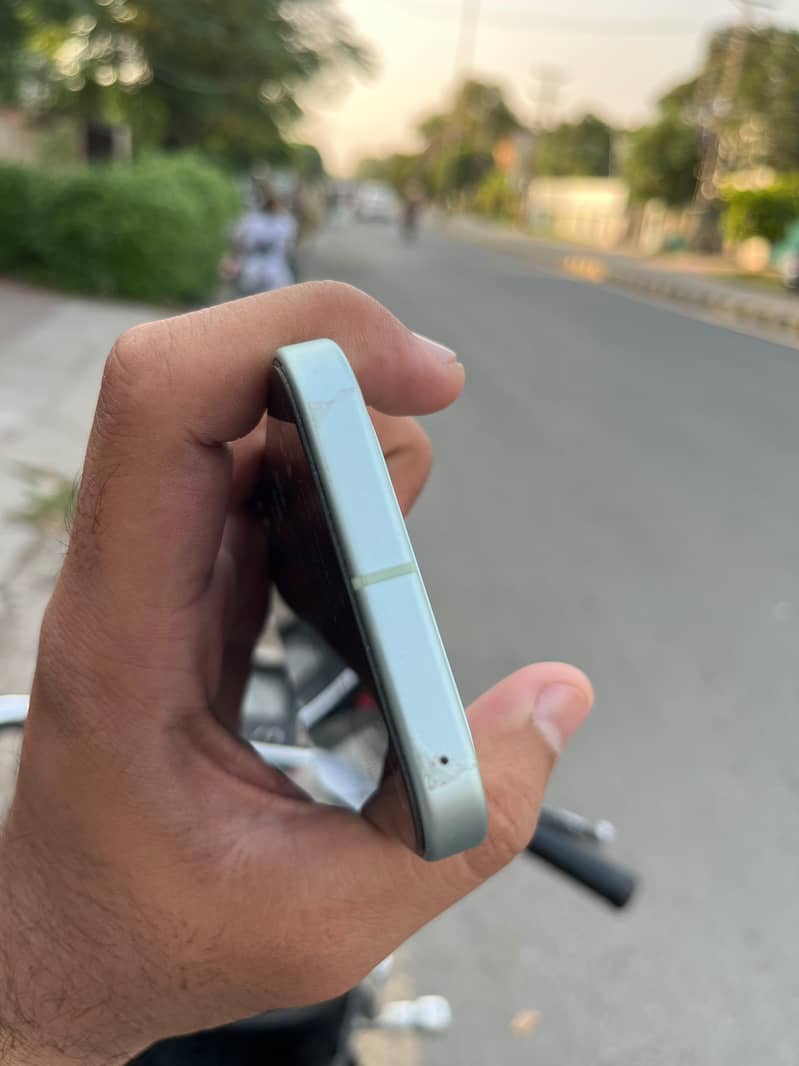 Google Pixel 9 3