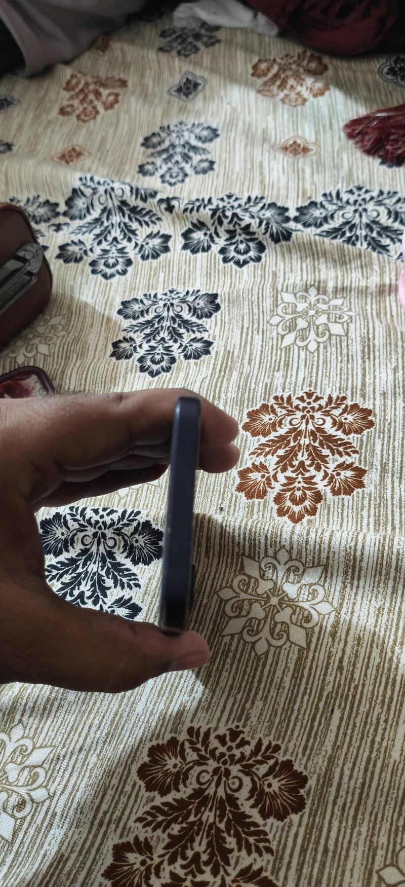 Apple iPhone 12 4