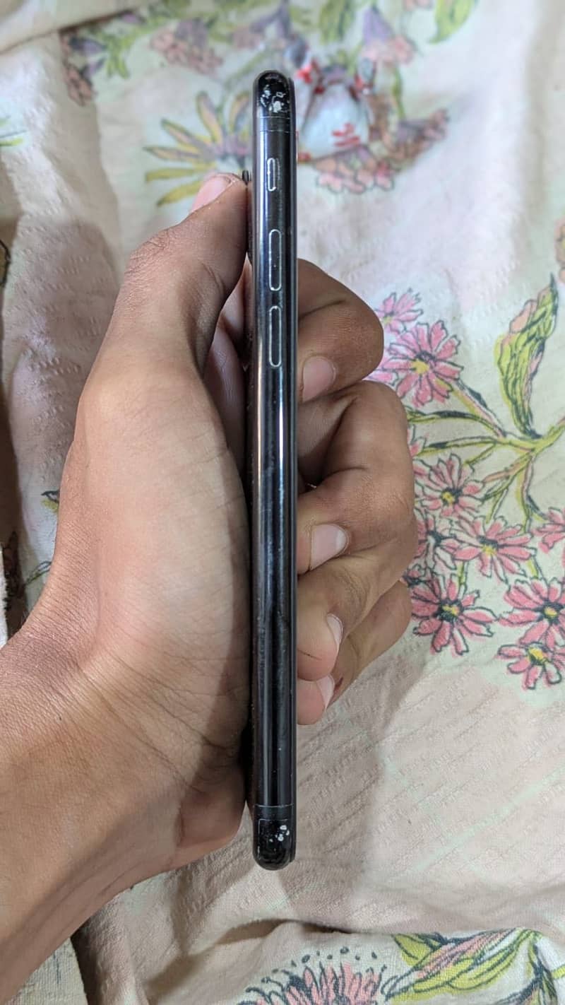 Apple iPhone 7 7