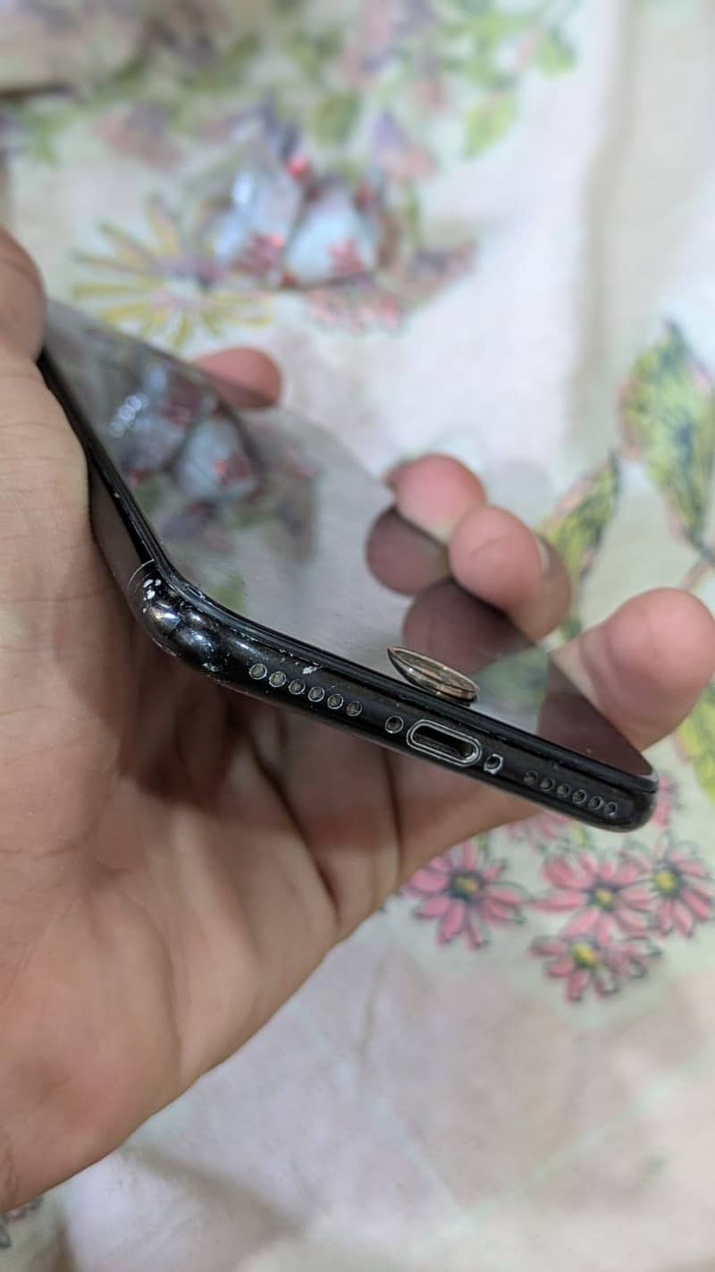 Apple iPhone 7 9