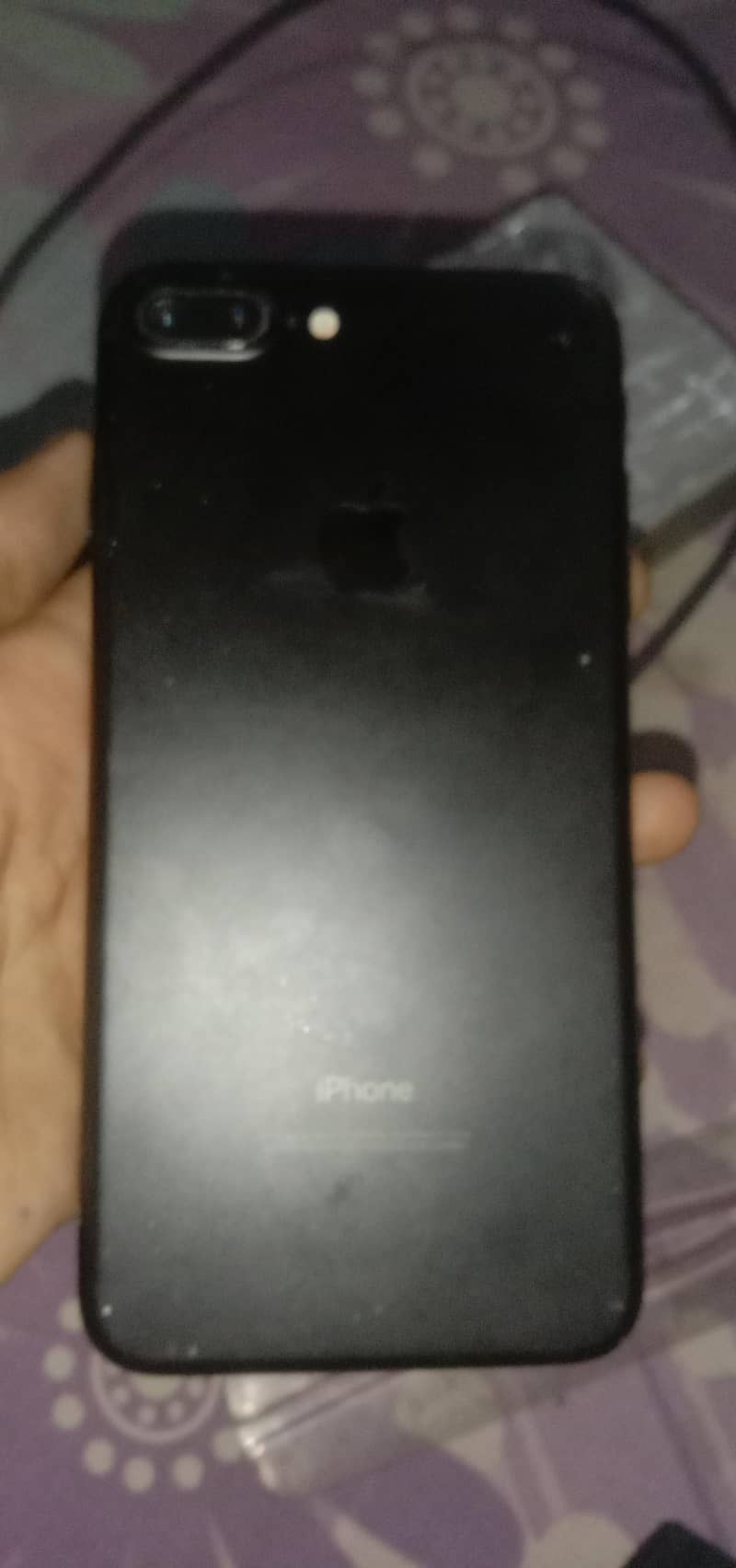 Apple iPhone 7 Plus 1
