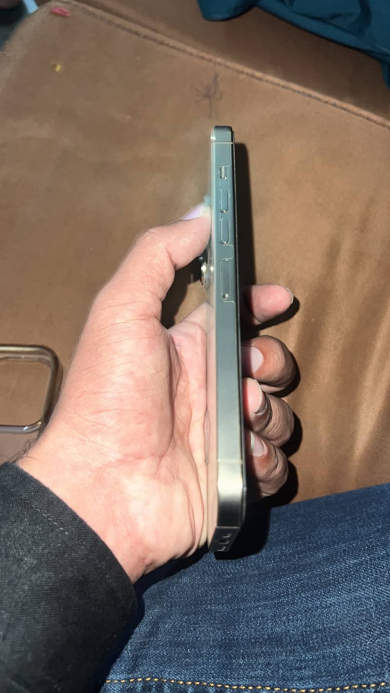Apple iPhone 13 Pro Max 5