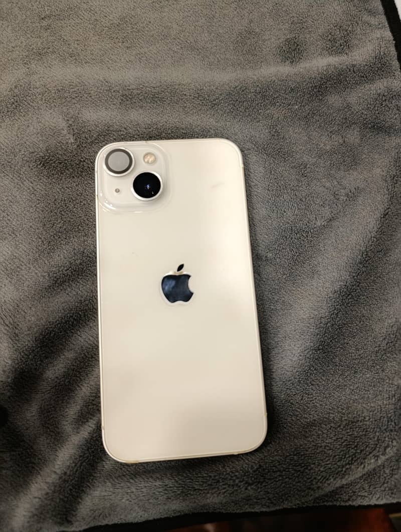 Apple iPhone 13 0