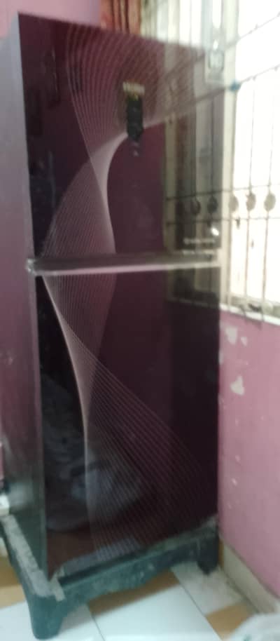 Haier Fridge HRF 316