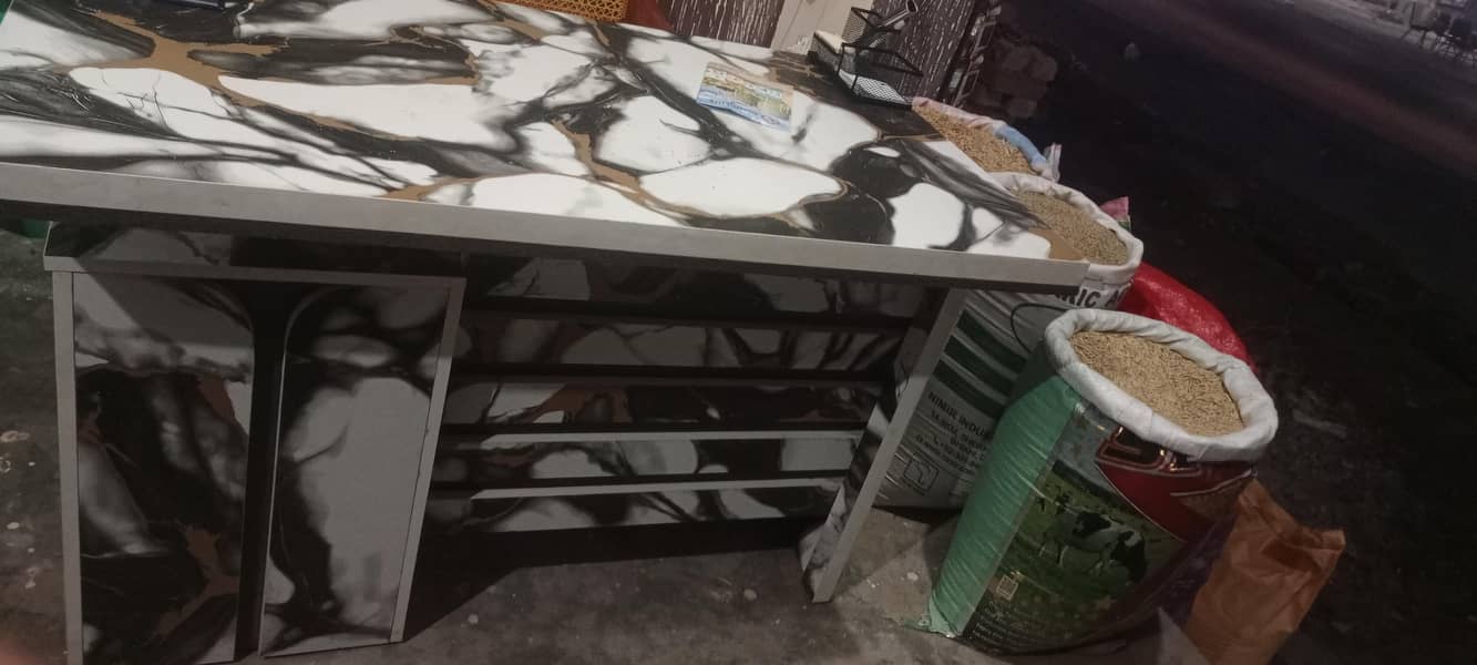Office Table Counter 3