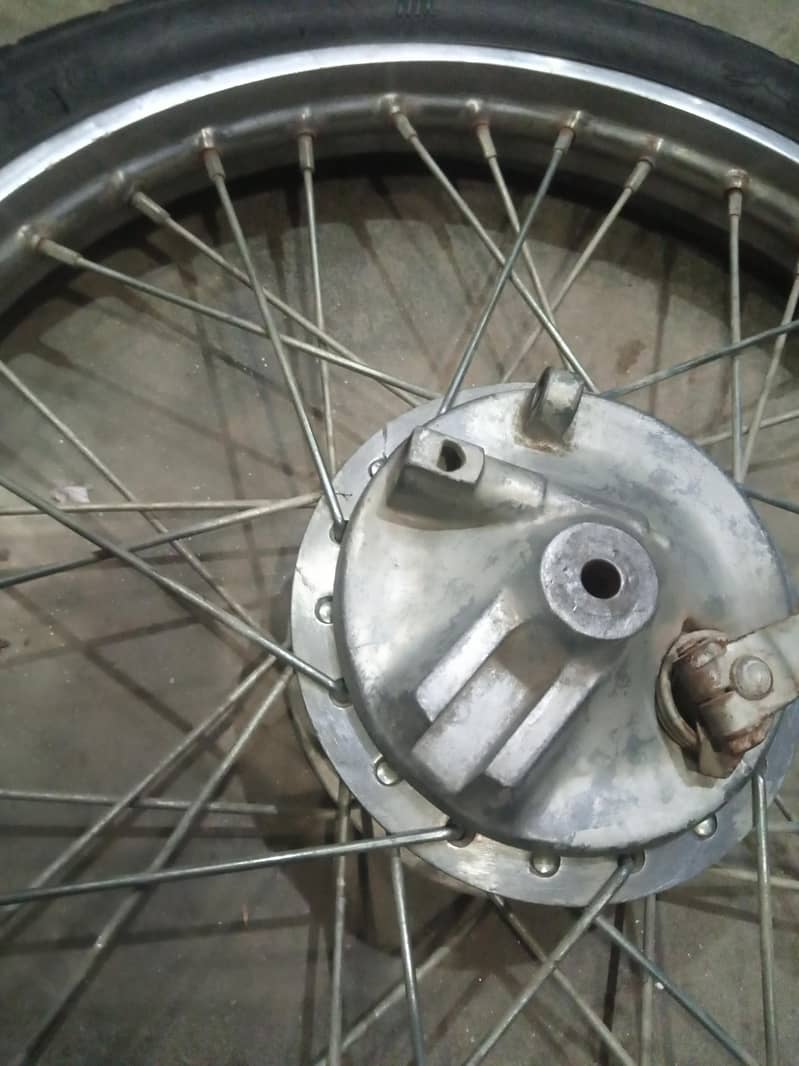 CD 70 Wheels 0