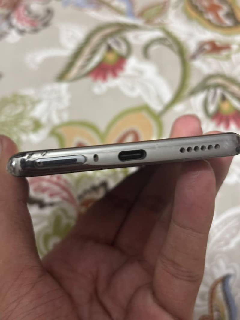 Tecno CAMON 40 Pro 3