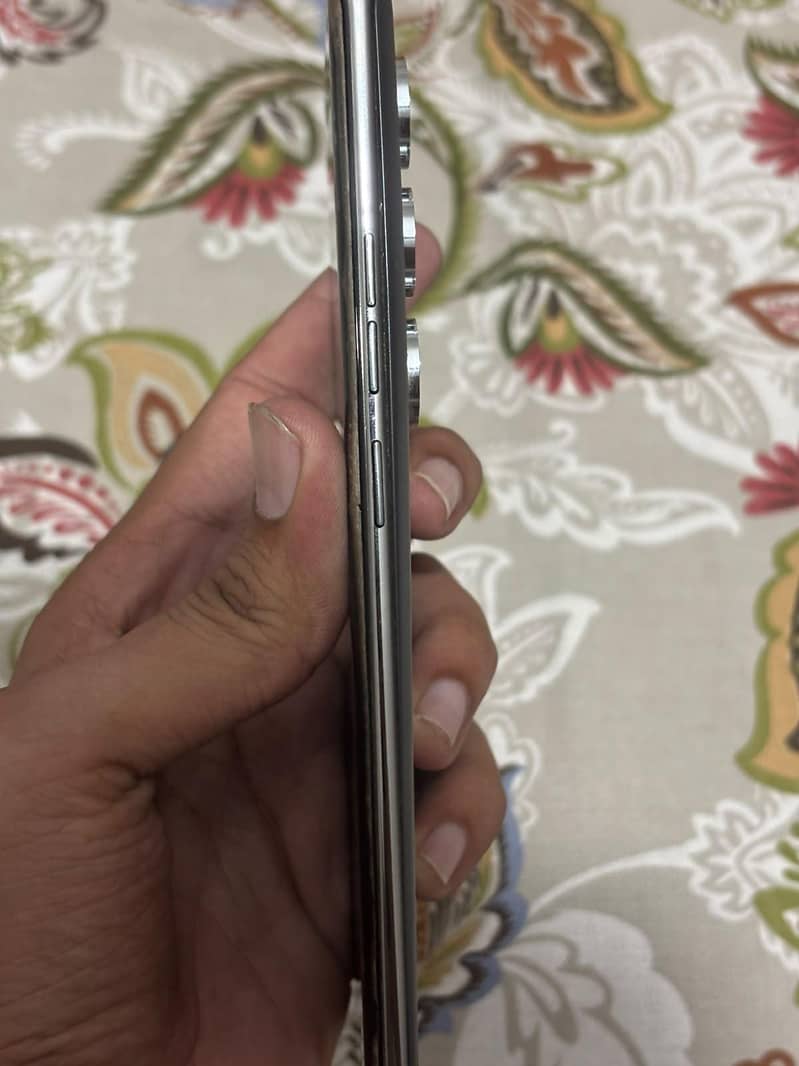 Tecno CAMON 40 Pro 5
