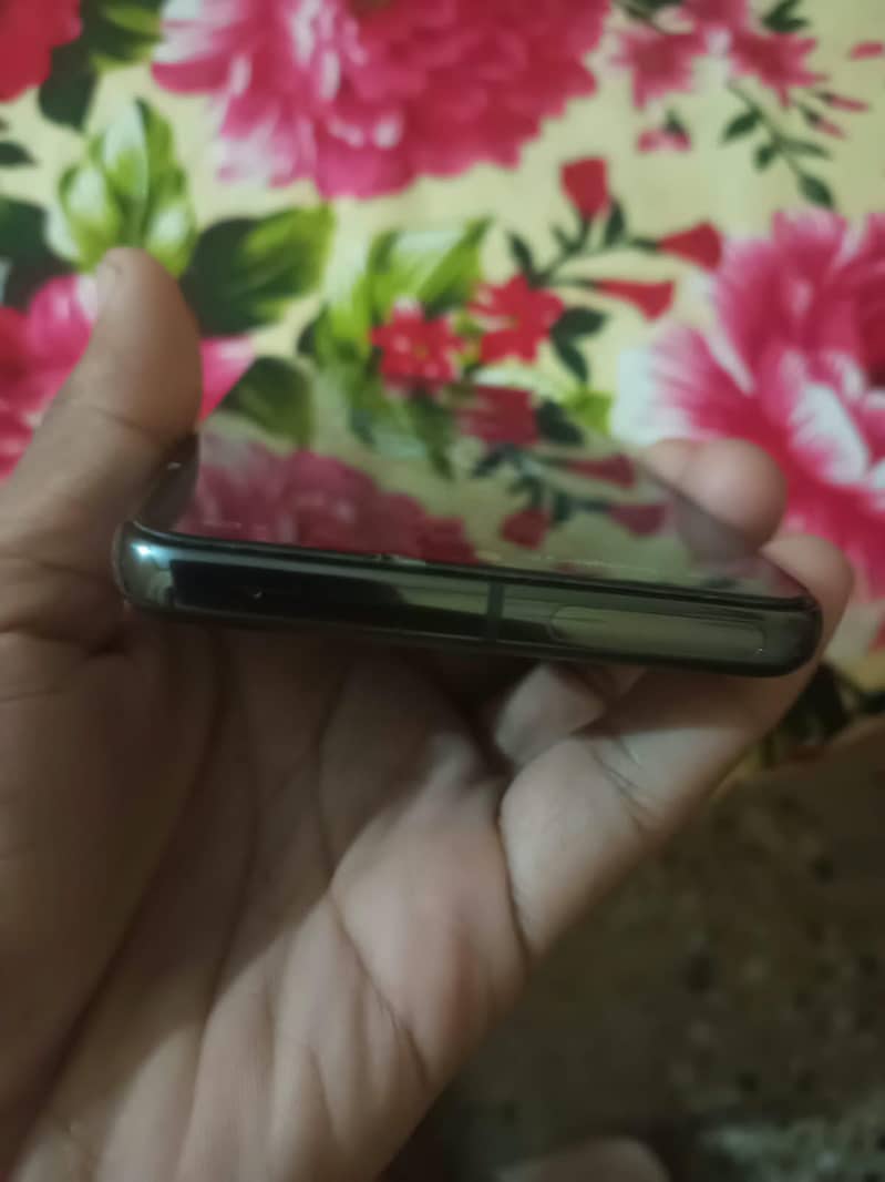 Google Pixel 8 Pro 2