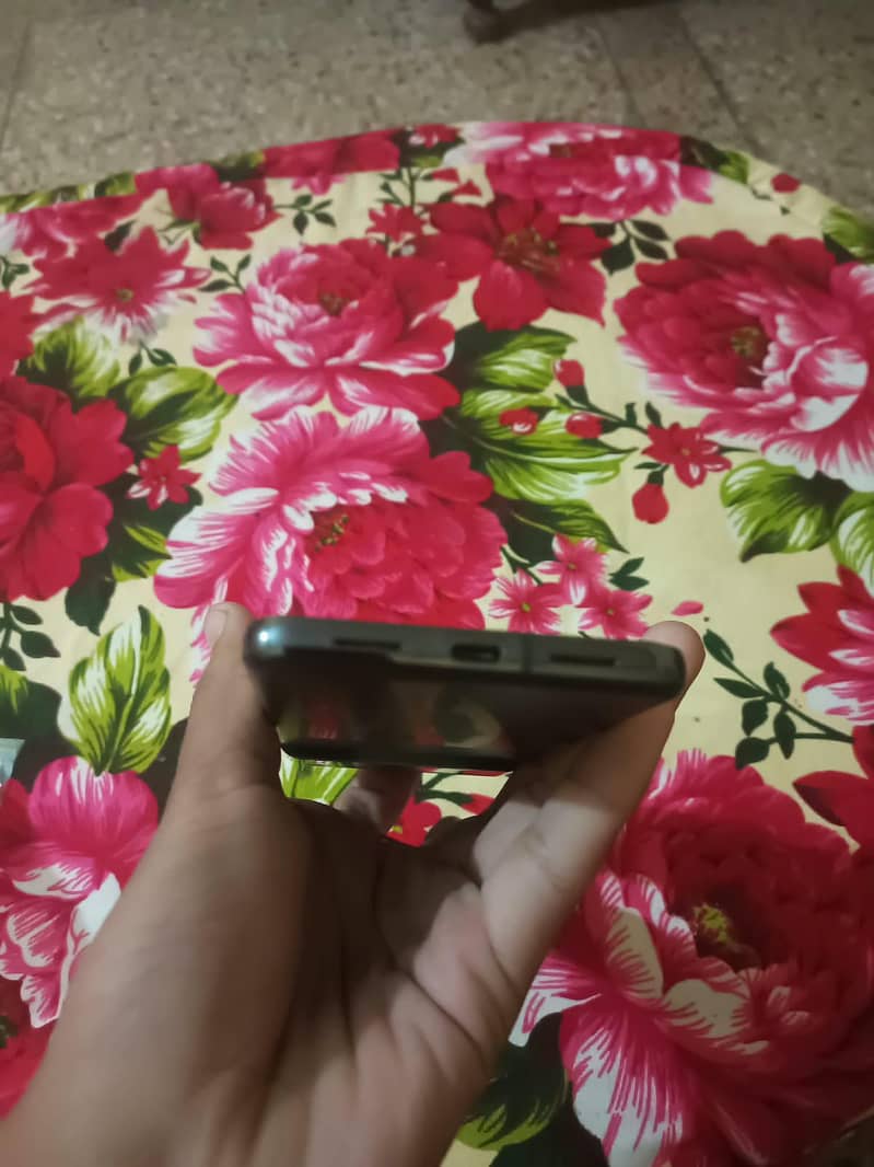Google Pixel 8 Pro 4