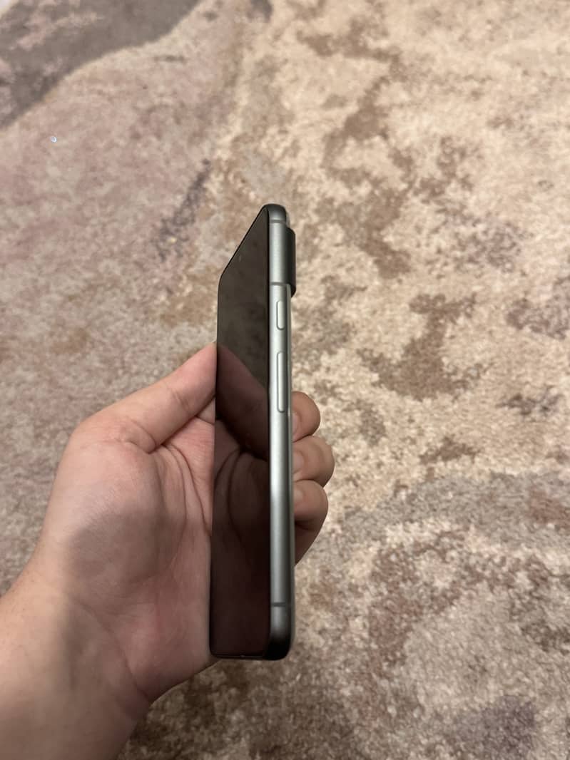 Google Pixel 8 3
