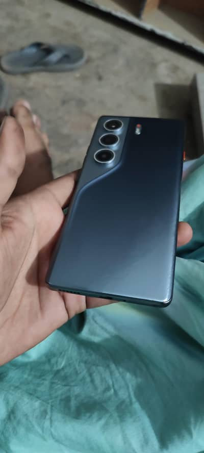Tecno CAMON 40 Pro