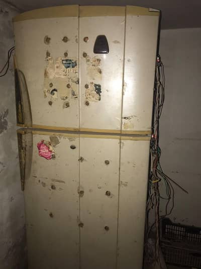 Fridge incobator menual 350 eggs incobator urgent sale