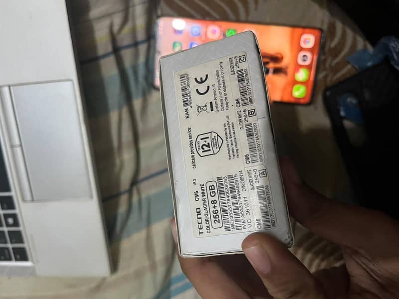 Tecno CAMON 40 Pro 4