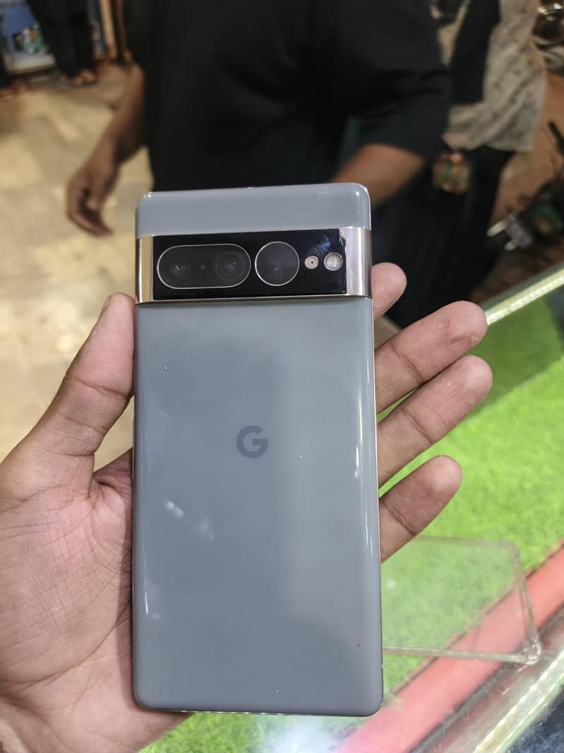 Google Pixel 7 Pro 4