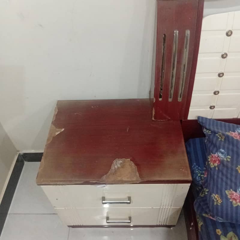 used bed set 10/9 condition 2