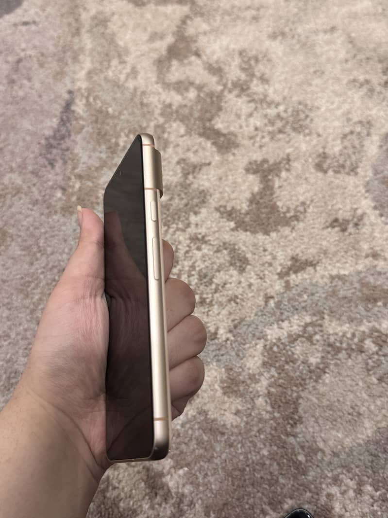 Google Pixel 8 3