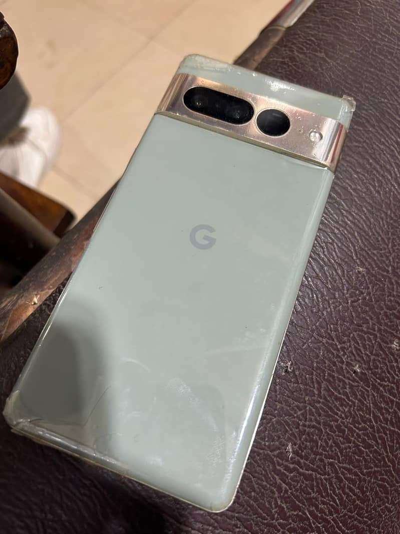 Google Pixel 7 Pro 2