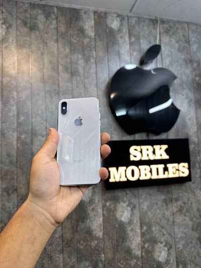 iPhone X 64GB PTA Approved / 30 Days Warranty