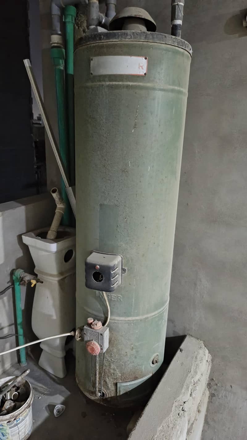Singer Geyser 2