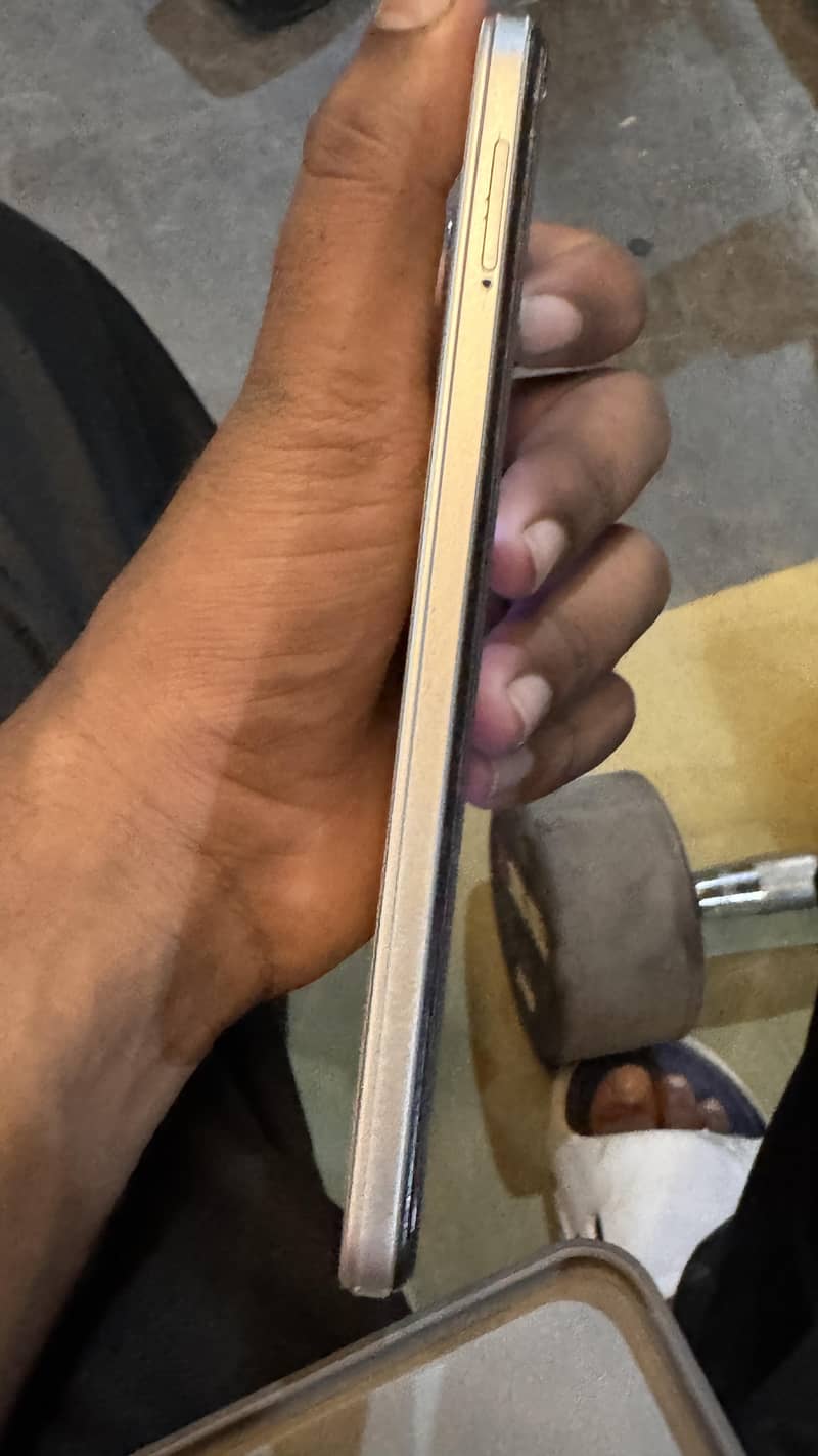 Infinix Note 11 4