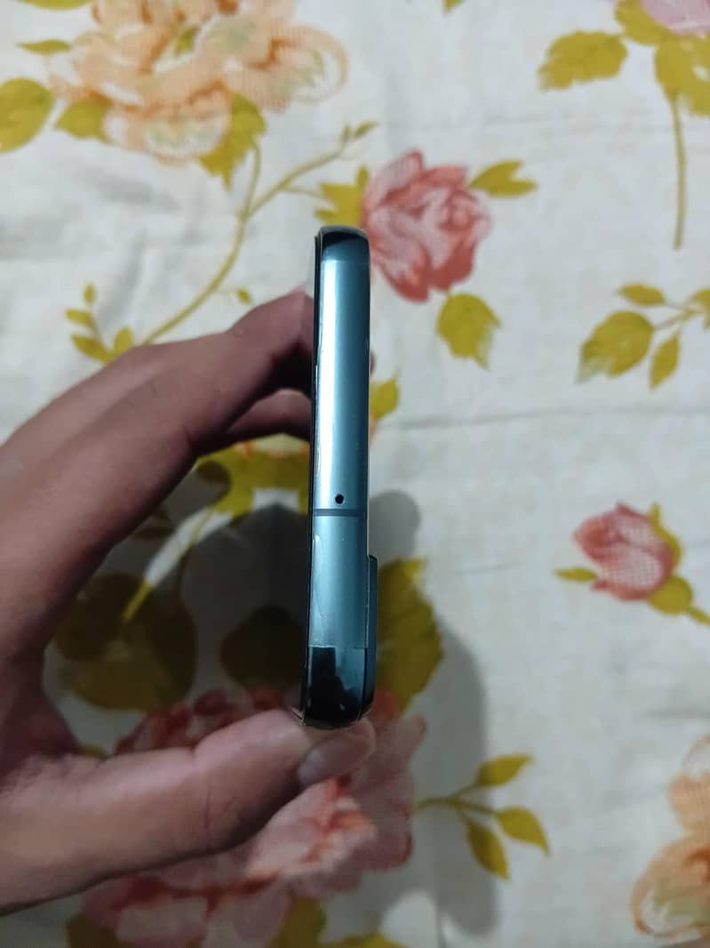 Samsung s22 plus 2