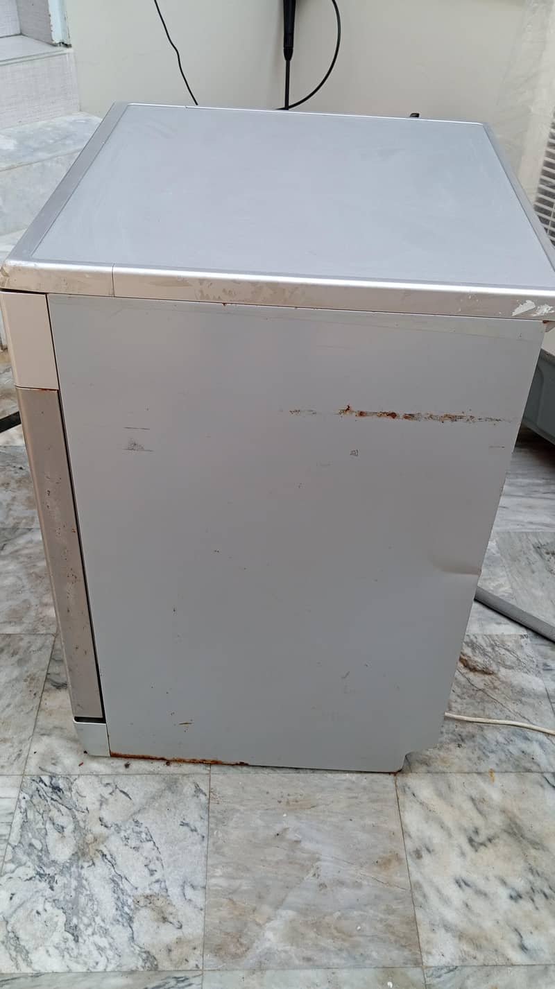 Rays diswasher 14 setting 2