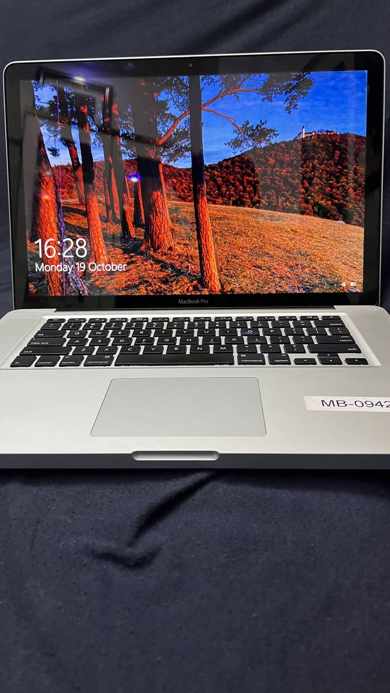 Apple MacBook pro 0