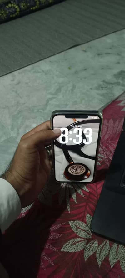 Apple iPhone 12