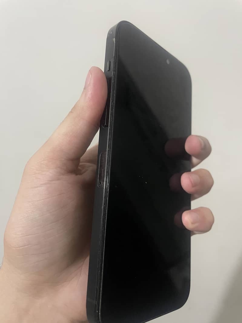 iPhone 14pro max 9