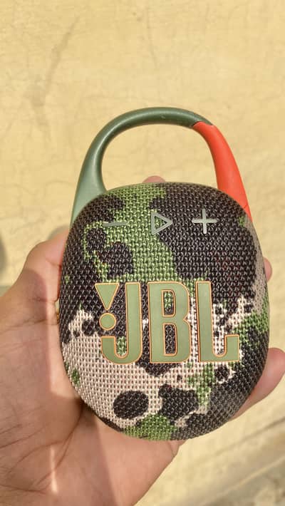 JBL Clip 5