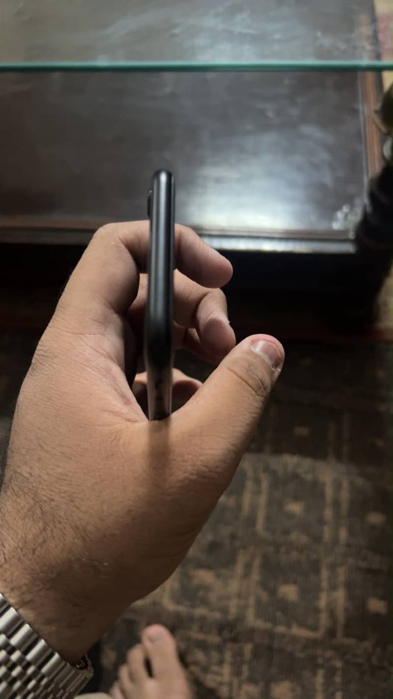 Apple iPhone SE 3