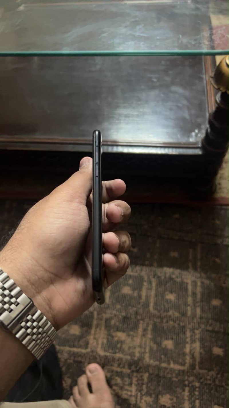 Apple iPhone SE 4