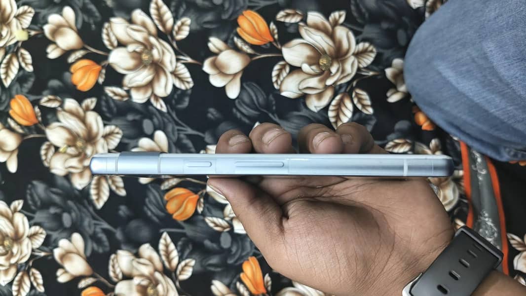 Google Pixel 7a 3