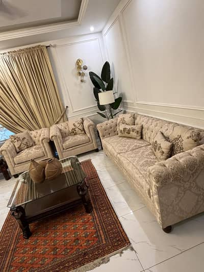 Premium 5-Seater Tufted Chesterfield Sofa Set - Excellent Condition