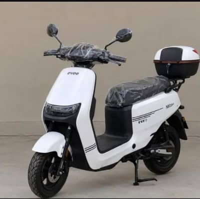 Evee Mito plus (Registered With rear storage Box 0.3. 2.3. 4.7. 0.0. 1.0. 6