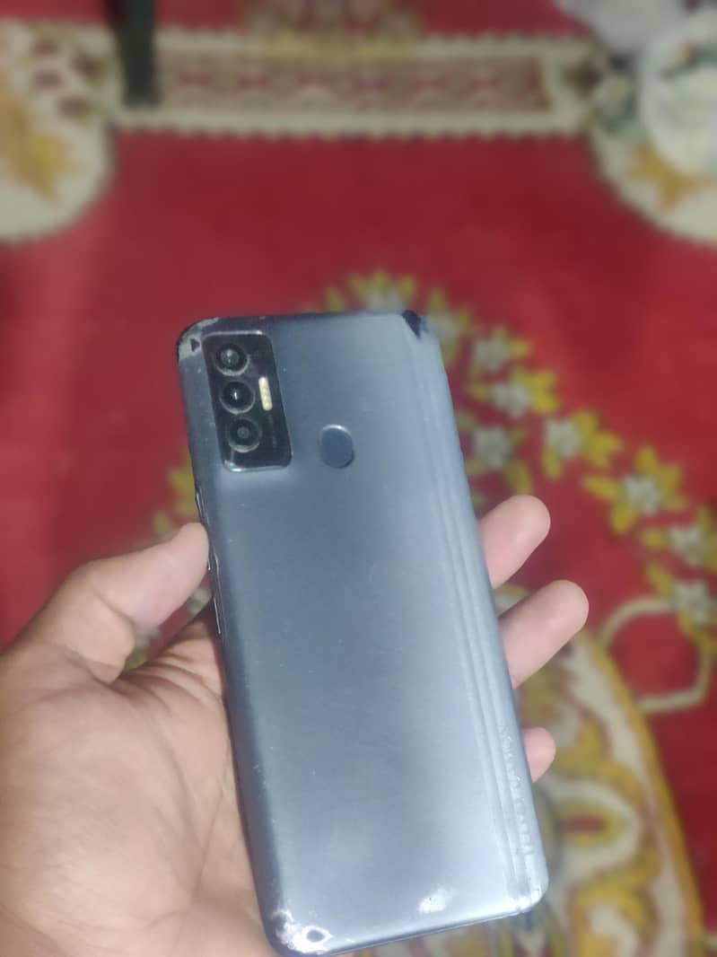Tecno CAMON 17 1