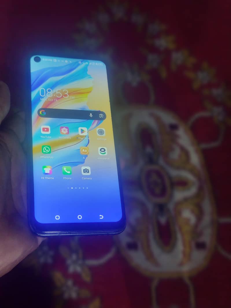Tecno CAMON 17 8