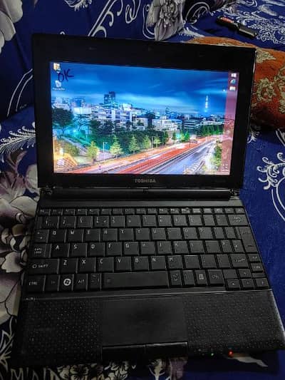 toshiba NB 500 all ok exchange possible 03064178199