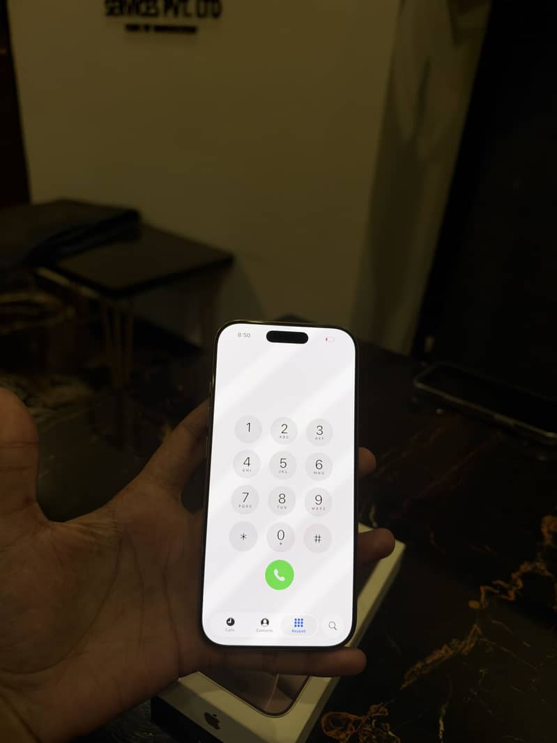 Apple iPhone 16 Pro 7
