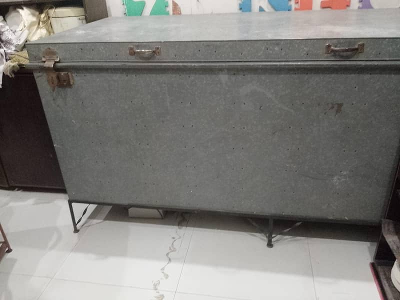 peti trunk 0